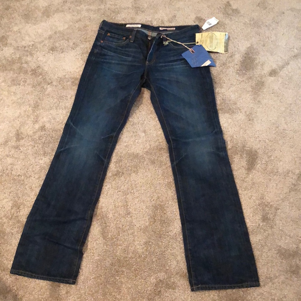 AG size 29 slim straight leg jean. Authentic!
